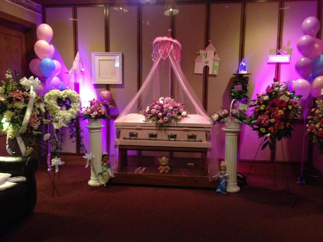 Hillier Funeral Home building in Bryan, Texas