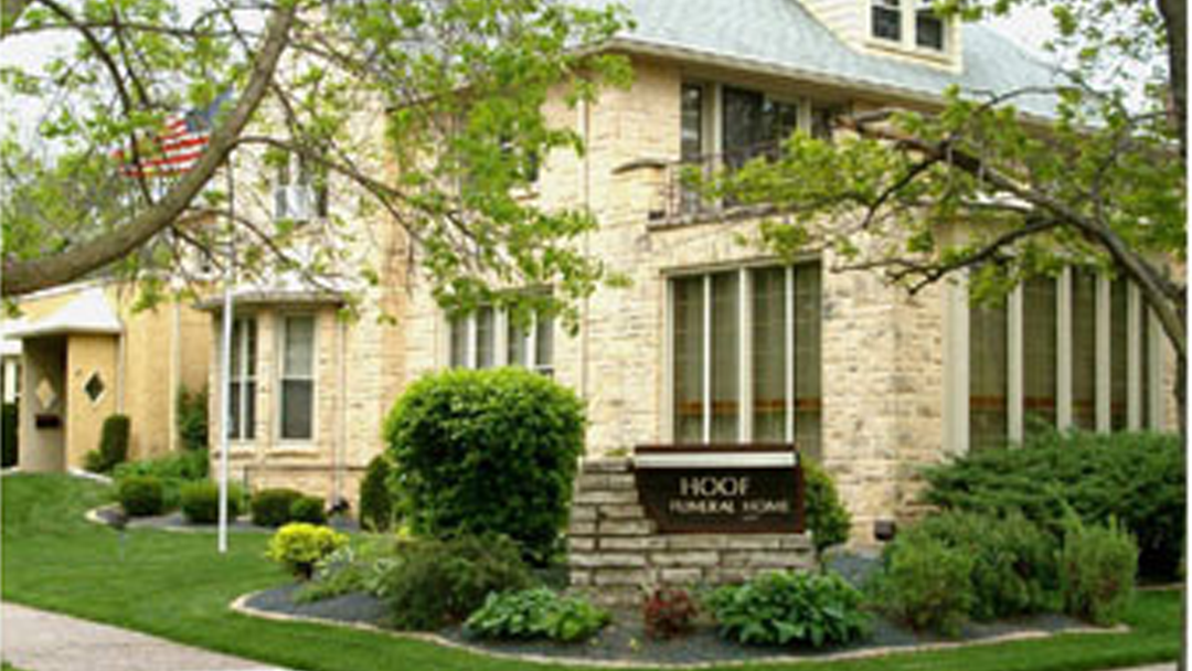Hoof Funeral Home in Reedsburg Wisconsin