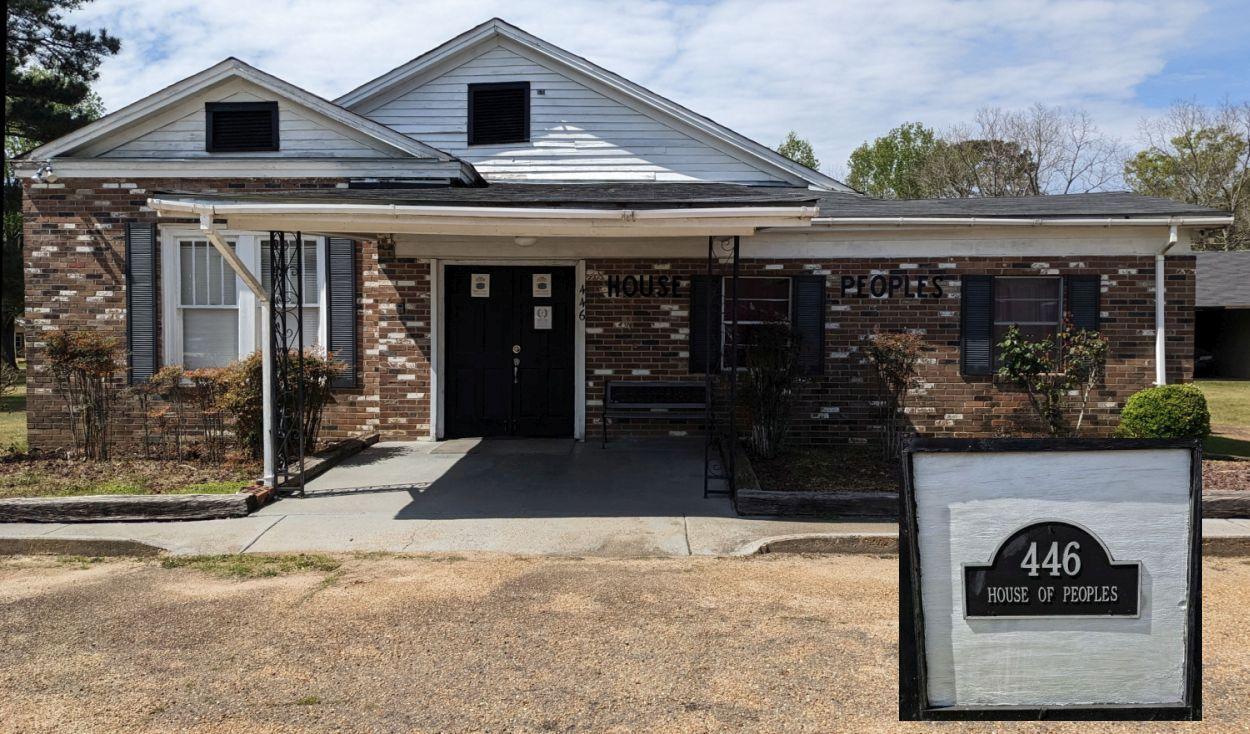 House of Peoples Funeral Home in Hazlehurst Mississippi