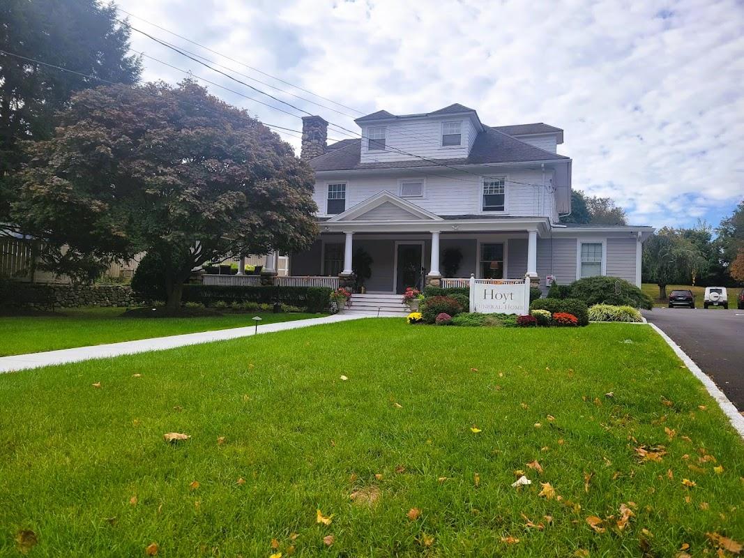 Hoyt Funeral Home in New Canaan Connecticut