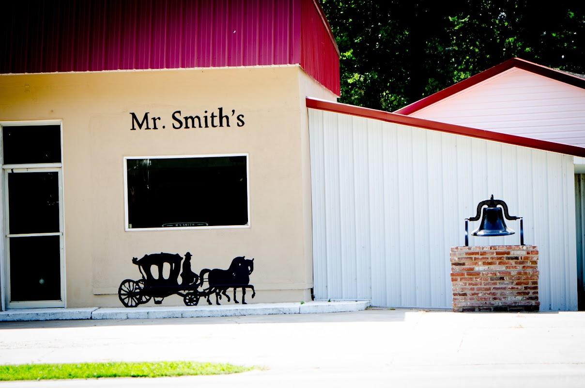 H.S. Smith Funeral Home in Caruthersville Missouri