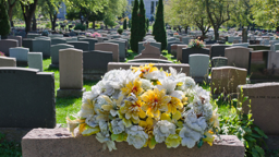 Hughey Funeral Home building in Mount Vernon, Illinois