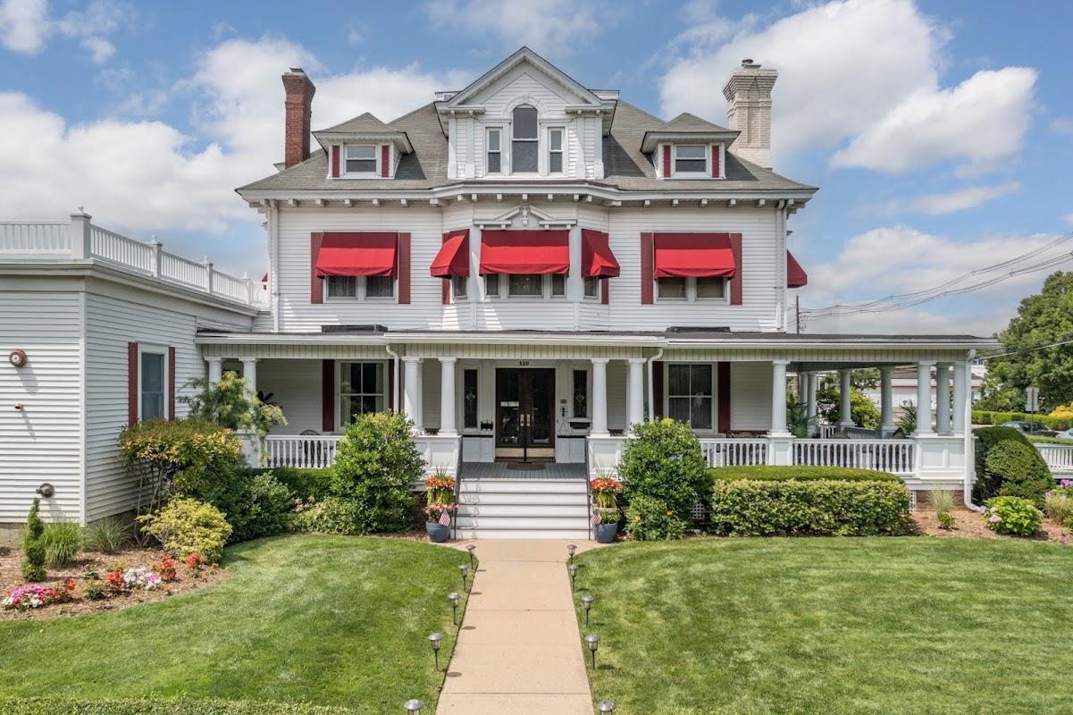 Hungerford & Clark Funeral Home in Freeport New York