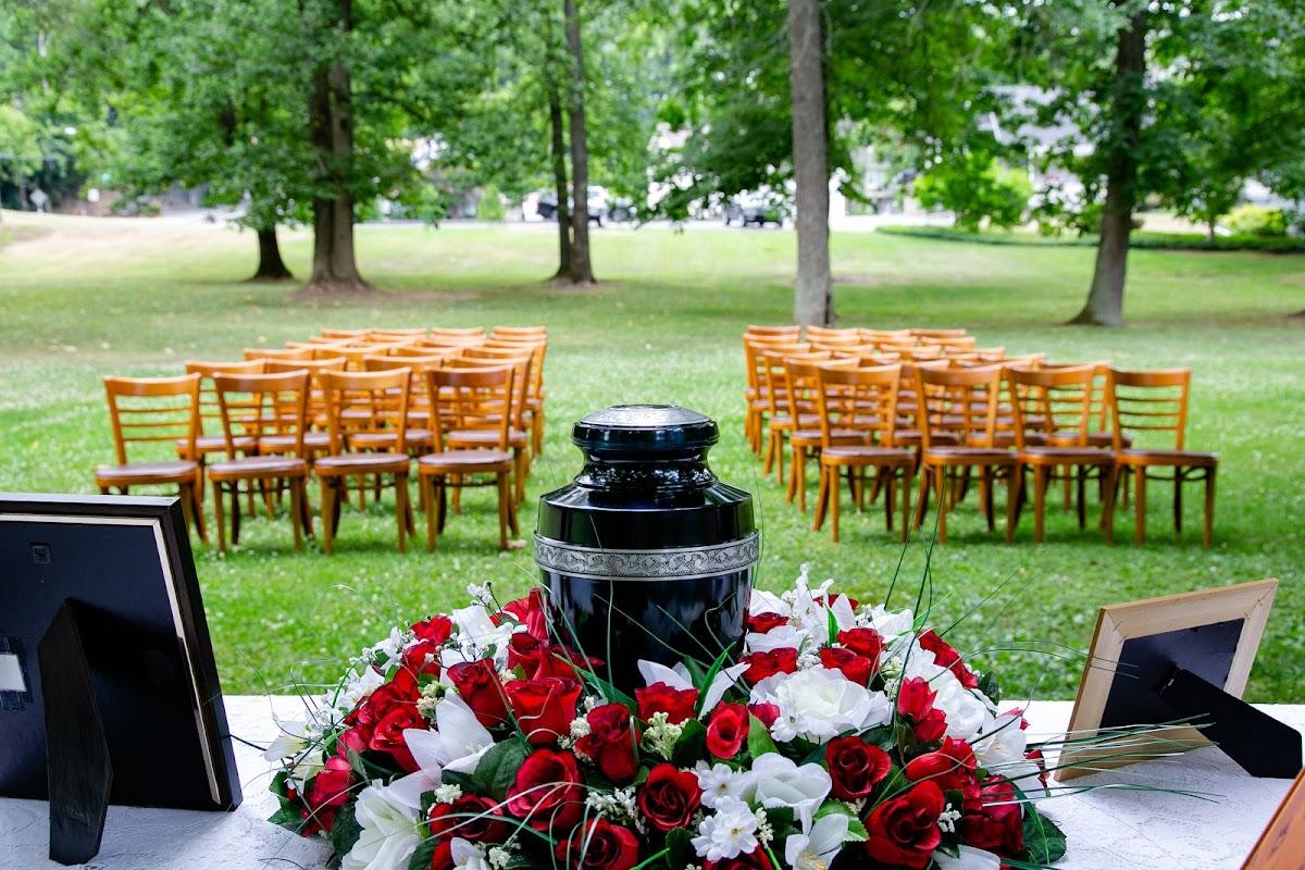 James J. Palmeri Funeral Home in Martins Creek Pennsylvania