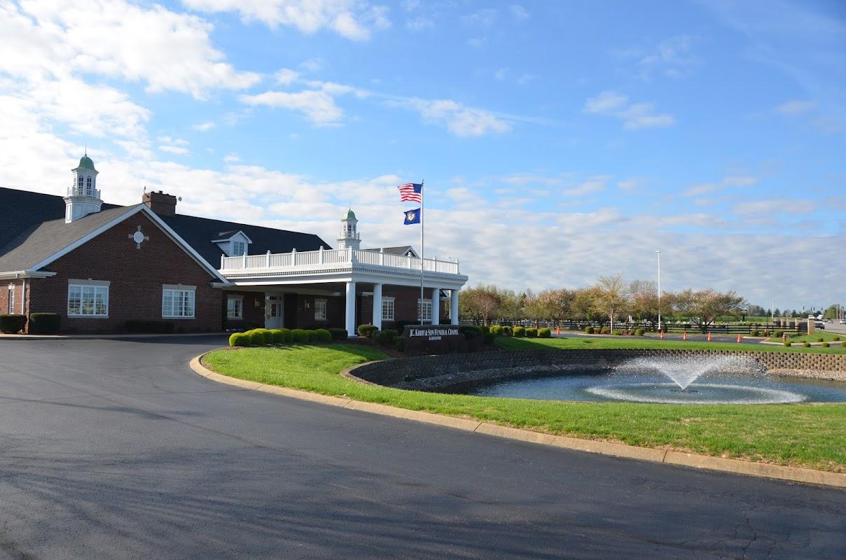 JC Kirby & Son Funeral Home building in Bowling Green, Kentucky