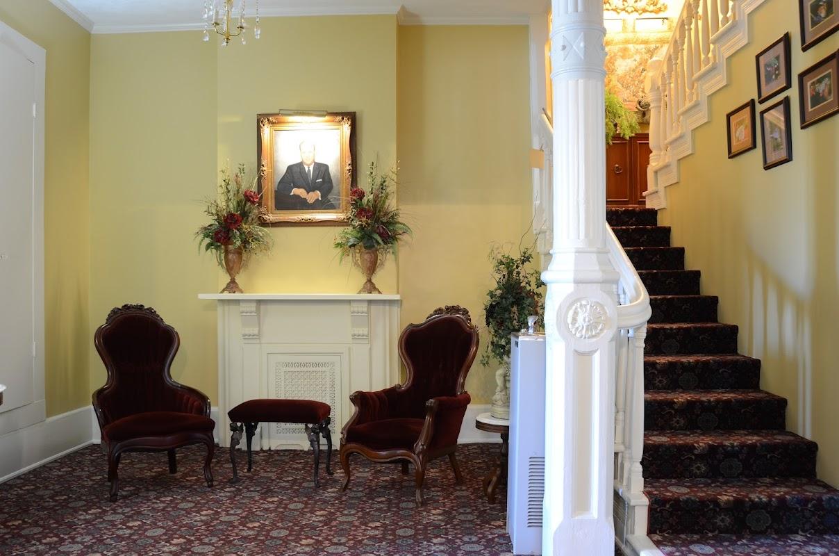 Johnson-Williams Funeral Home in Newbern Tennessee