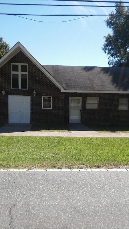 Knotts & Son Funeral Home in Siler City North Carolina