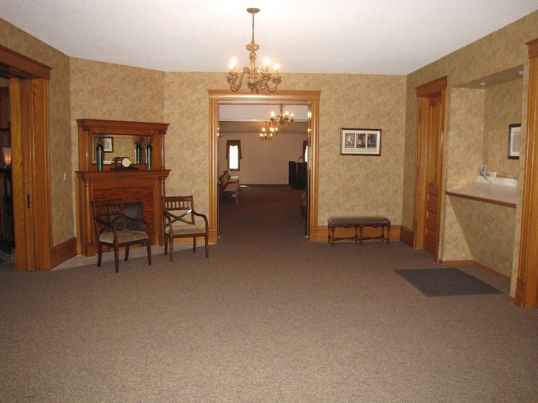 Kruse-Phillips Funeral Homes in Tama Iowa