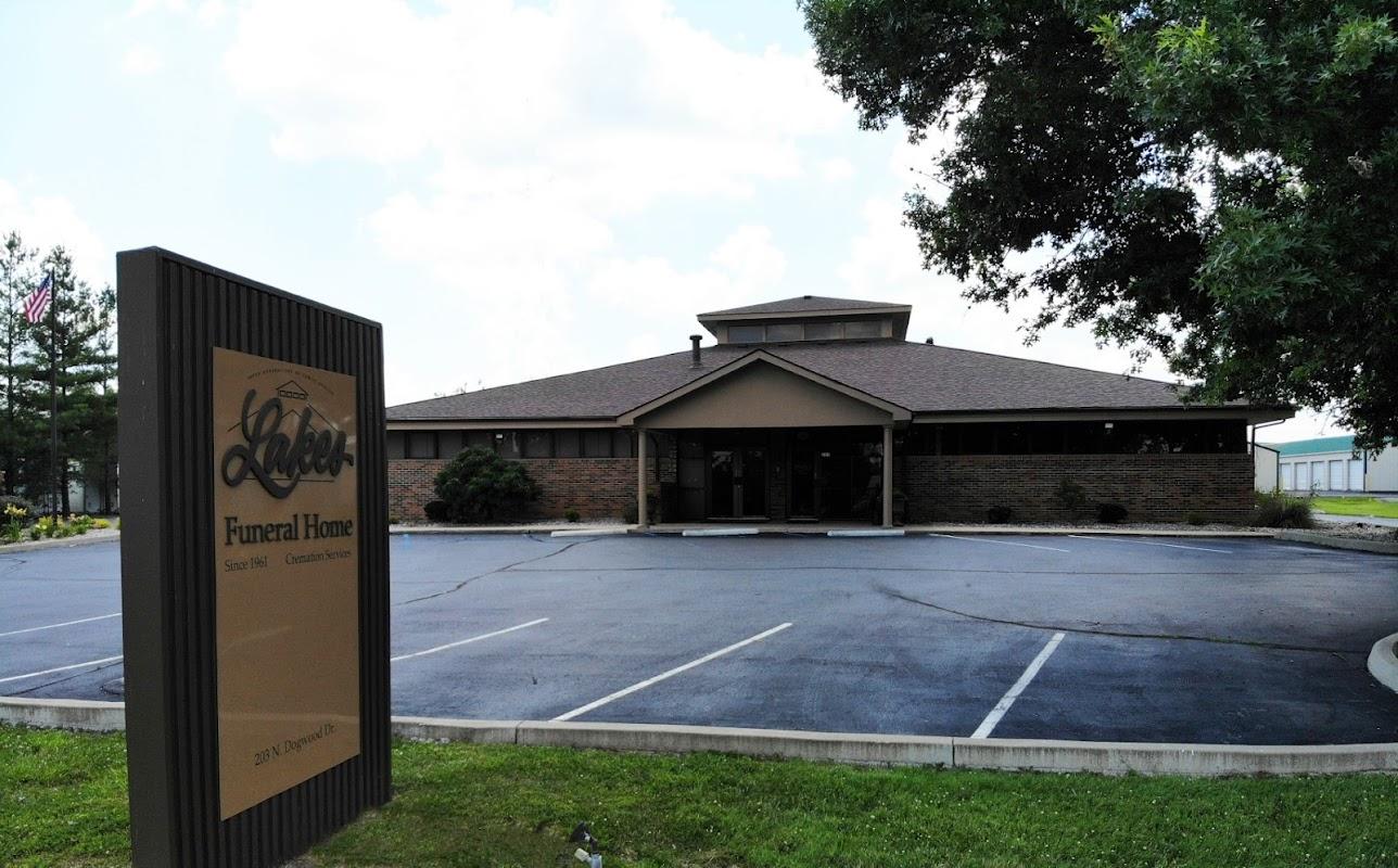 Lakes Funeral Home - Berea building in Berea, Kentucky
