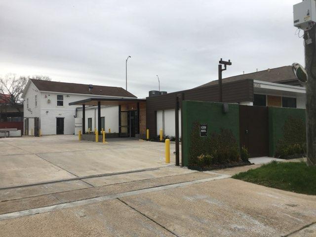 Lang Funeral Home building in Giddings, Texas