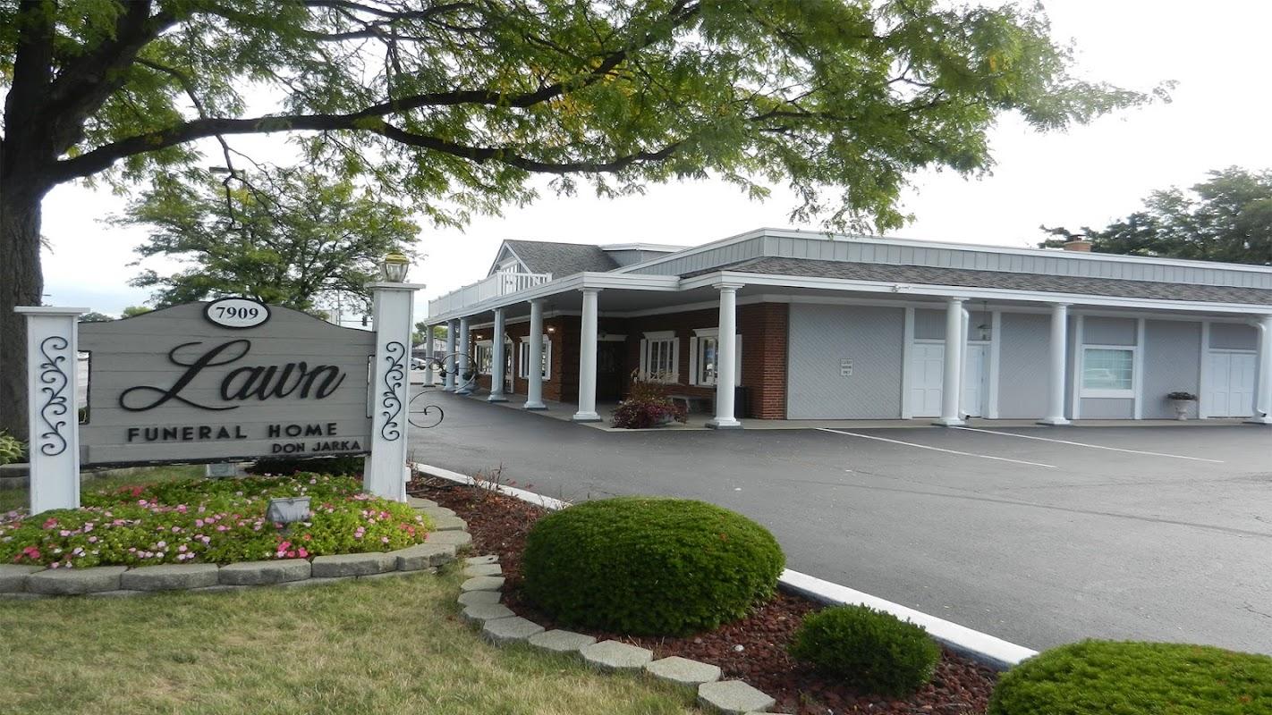 Lawn Funeral Home in Burbank Illinois