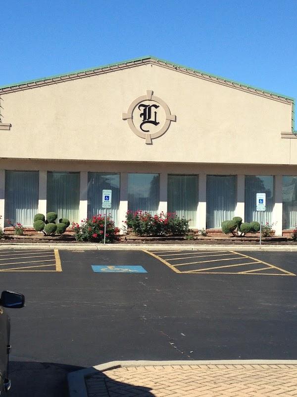 Leak & Sons Funeral Home in Country Club Hills Illinois