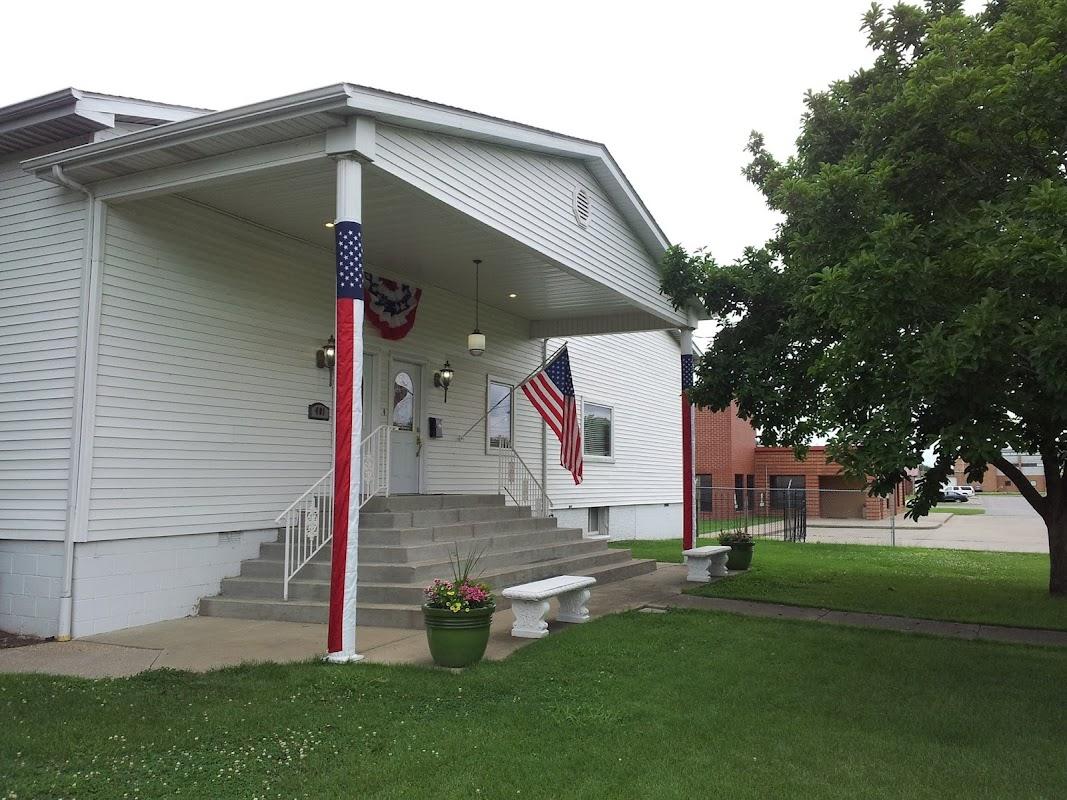 Leffler-Poulson Funeral Home building in Benton, Illinois