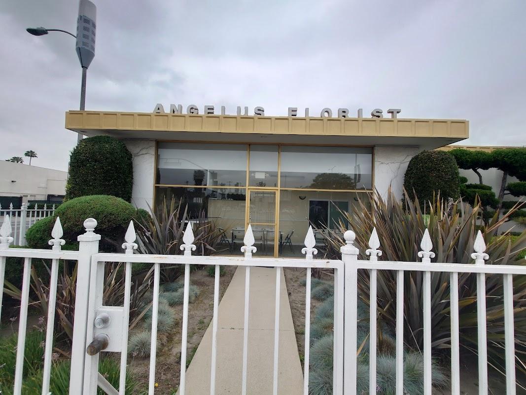 Los Angeles Funeral Home building in Los Angeles, California