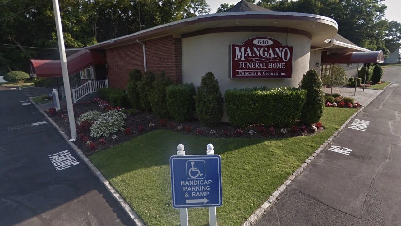 Mangano Funeral Home Of Middle Island Inc in Middle Island New York