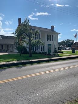 Marvin E. Owens Home for Funerals building in Brodhead, Kentucky