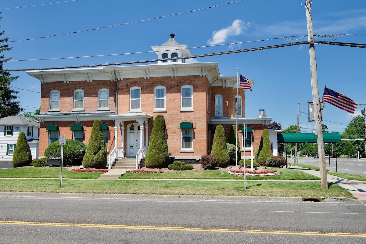 Maurer Funeral Home Inc in Liverpool New York