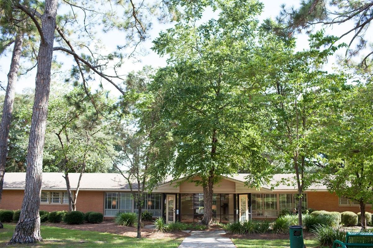 McLane Lakewood Funeral Home in Lake Park Georgia
