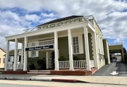 Mehl's Colonial Chapel building in Watsonville, California