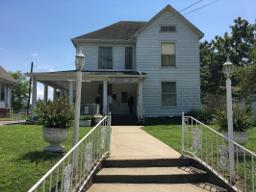 Melton Funeral Home building in Providence, Kentucky
