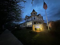 Merritt Funeral Service building in Mendota, Illinois