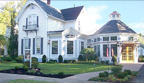Merton H Kays Funeral Home, Inc. in Honeoye Falls New York