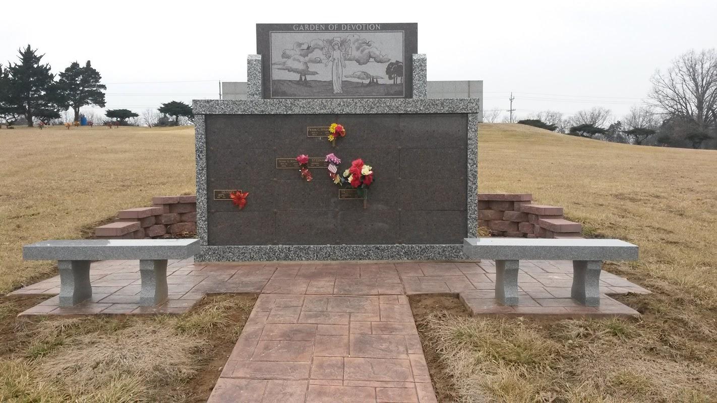 Midlawn Funeral Home & Memorial Gardens in Union Missouri