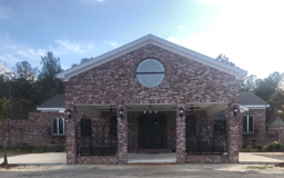Banks Memorial Funeral Home & Cremations building in Monroeville, Alabama