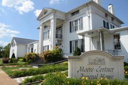 Moore-Cortner Funeral Home in Winchester Tennessee