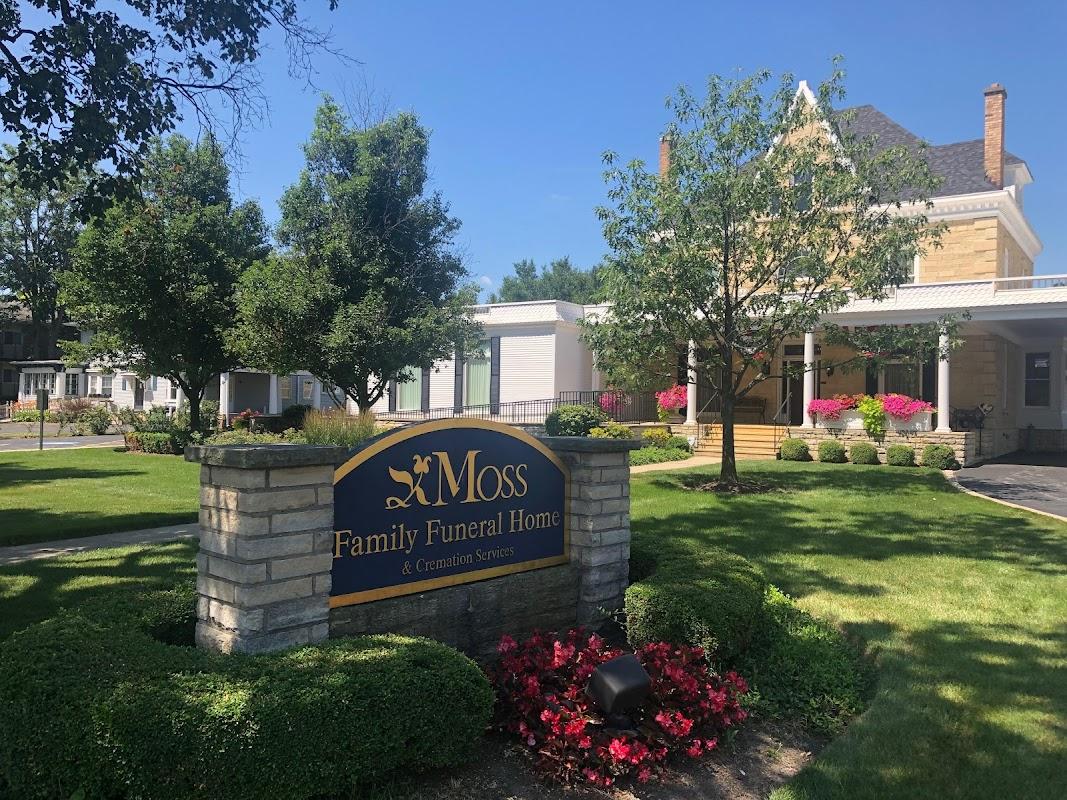 Moss Family Funeral Home in Batavia Illinois