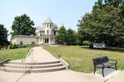 Muehlenkamp-Erschell Funeral Homes in Fort Thomas Kentucky