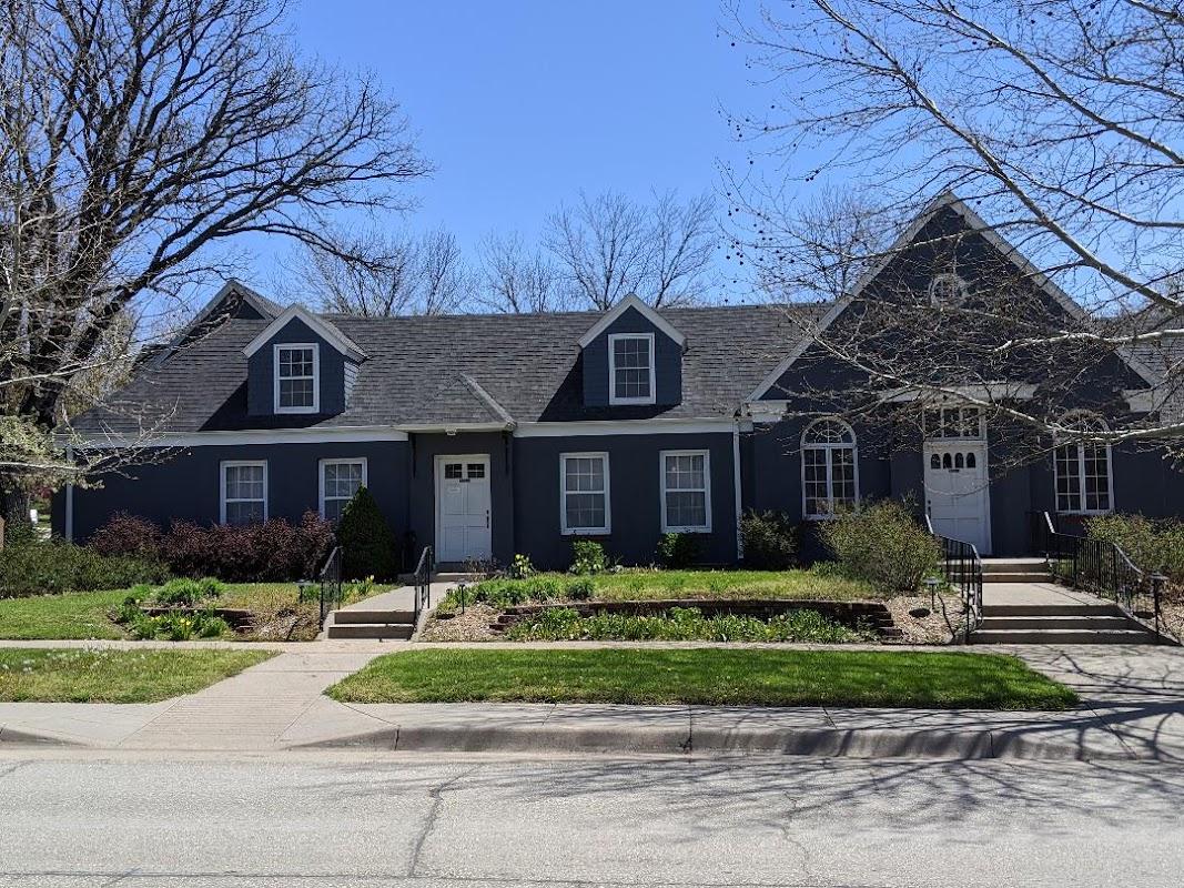 Neill-Schwensen-Rook Funeral Home in Clay Center Kansas