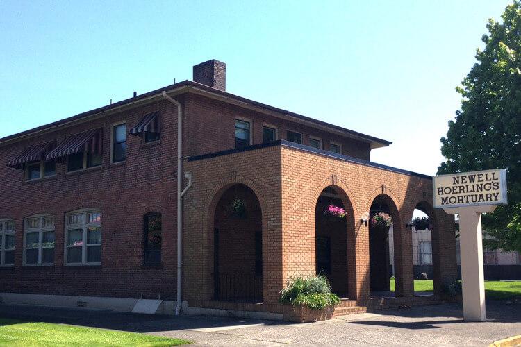 Newell-Hoerling's Mortuary in Centralia Washington