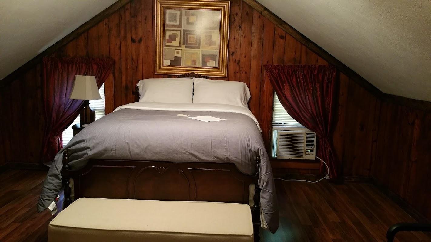 Newsom Funeral Home in Charleston Mississippi