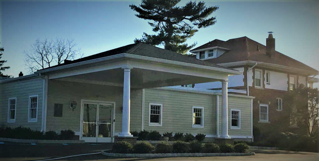 Orland's Ewing Memorial Chapel Inc. in Trenton New Jersey