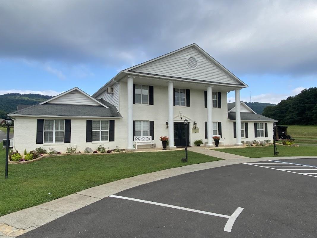 Hampton Cove Funeral Home building in Owens Cross Roads, Alabama
