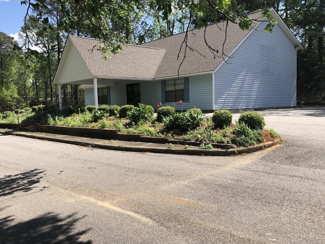 Trawick Funeral Home building in Ozark, Alabama
