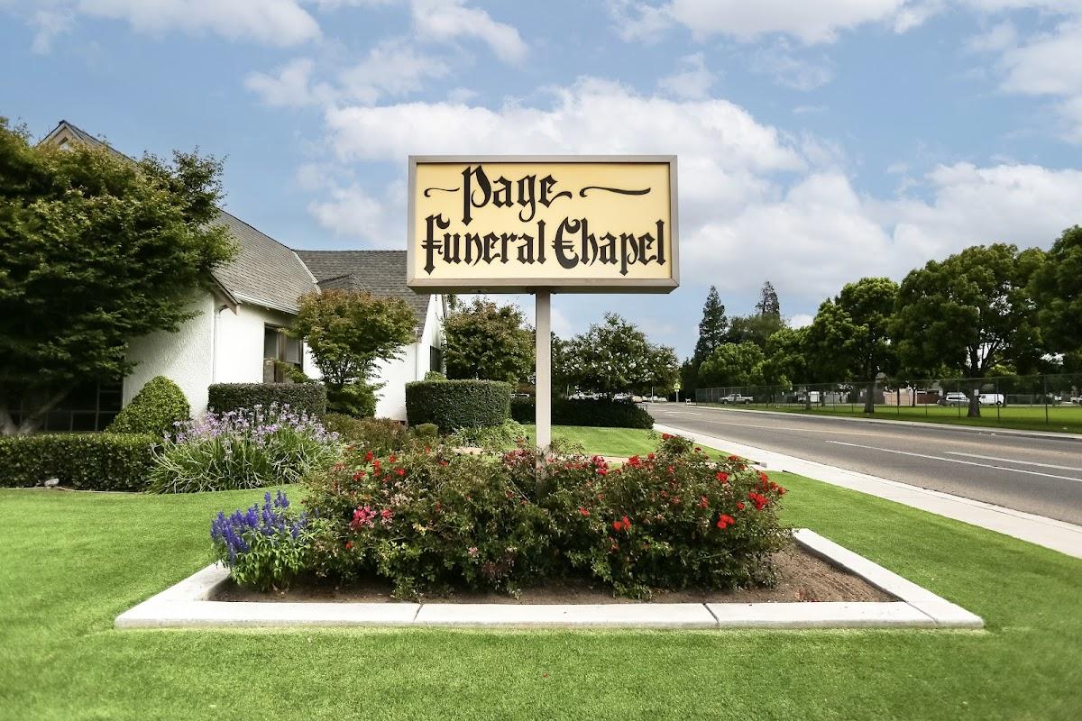 Page Funeral Chapel building in Selma, California