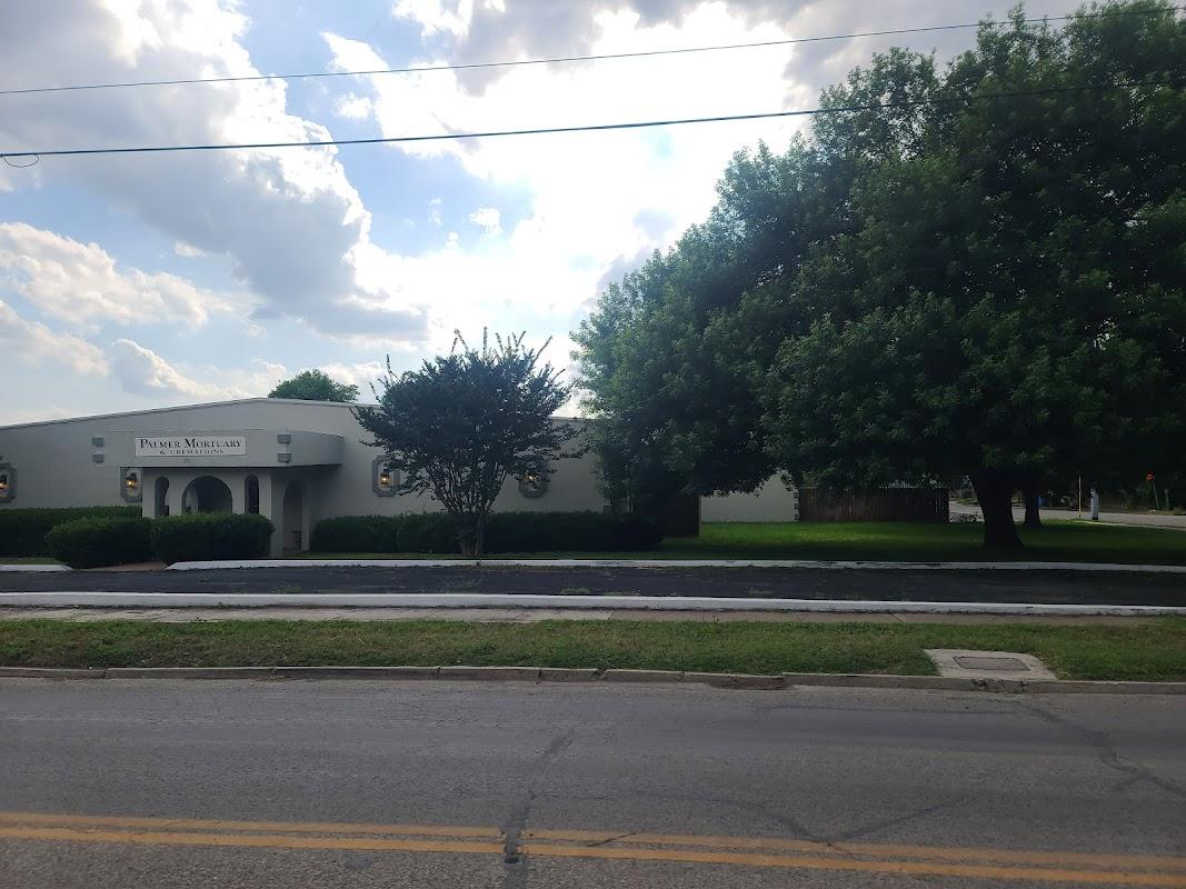 Palmer Mortuary in Seguin Texas
