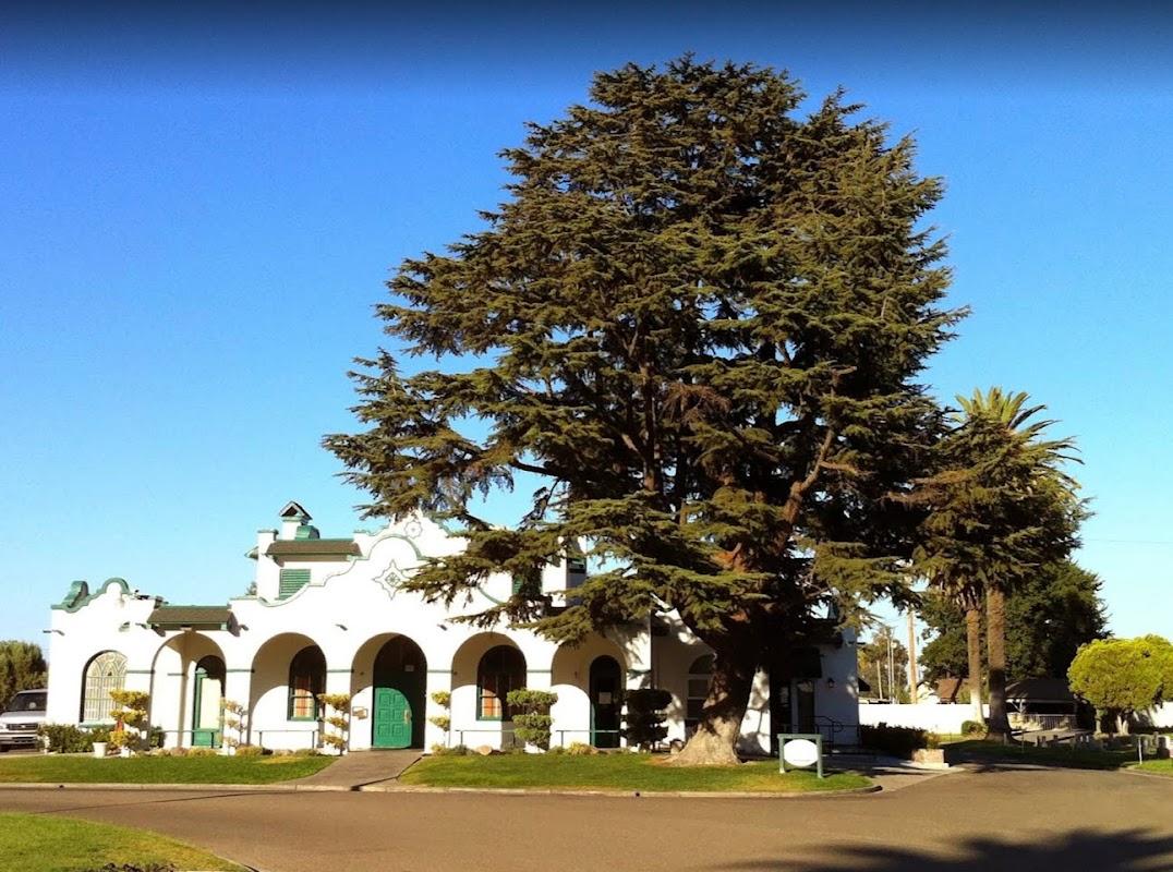 Parkview Cemetery & Funeral Home building in Manteca, California