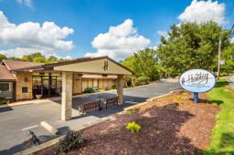Paul L. Henney Memorial Chapel in Bethel Park Pennsylvania