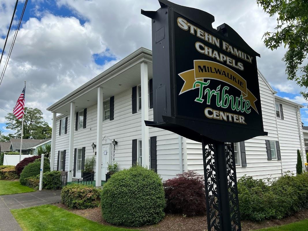 Peake Funeral Chapel in Milwaukie Oregon