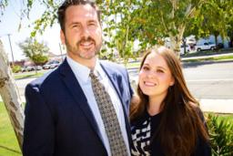 Peters Funeral Homes - Shafter building in Shafter, California