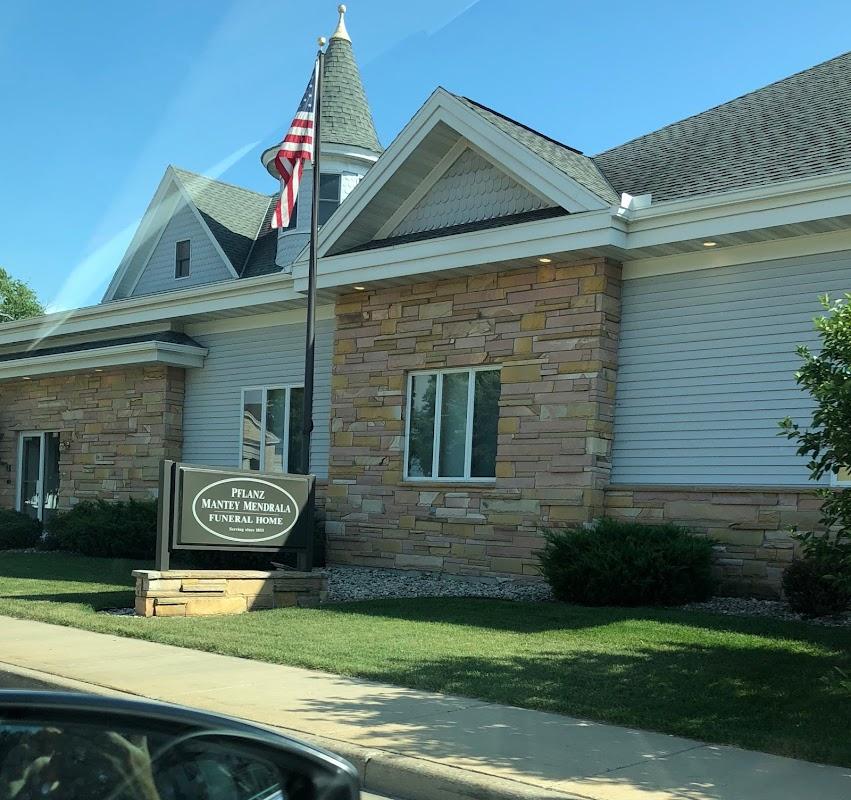Pflanz Mantey Mendrala Funeral Home - Portage in Portage Wisconsin