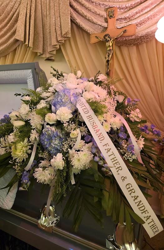 Pinecrest Funeral Chapel in Spring Hill Florida