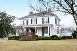 Pope Funeral Home in Winnsboro South Carolina