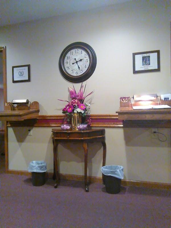 Putnam-Reed Funeral Home in Pikeville Tennessee