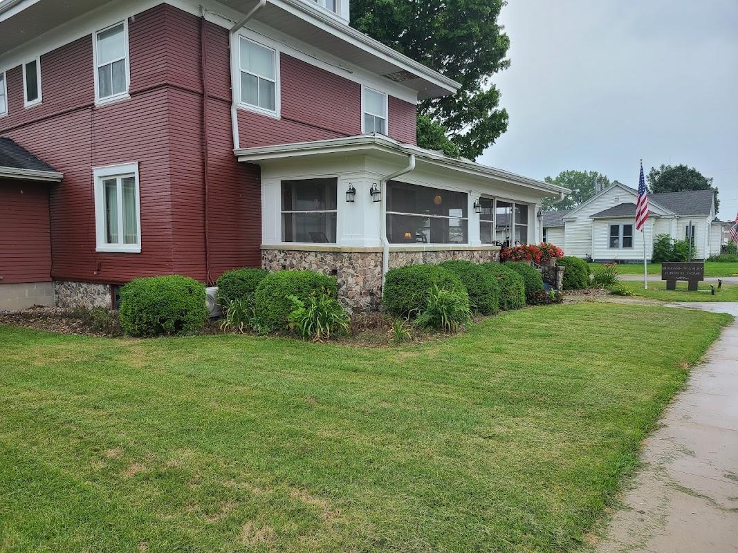 Quiram-Peasley Funeral Home building in Atlanta, Illinois