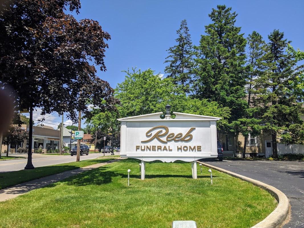 Reeb Funeral Home building in Sylvania, Ohio