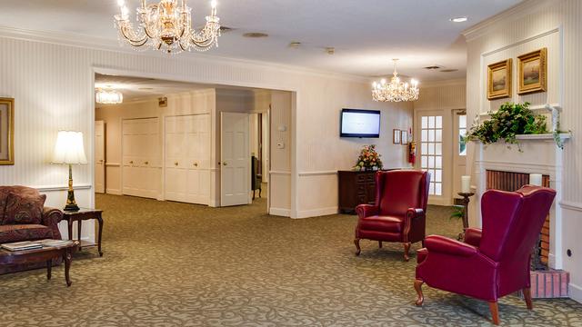 Remmert Funeral Home building in East Peoria, Illinois